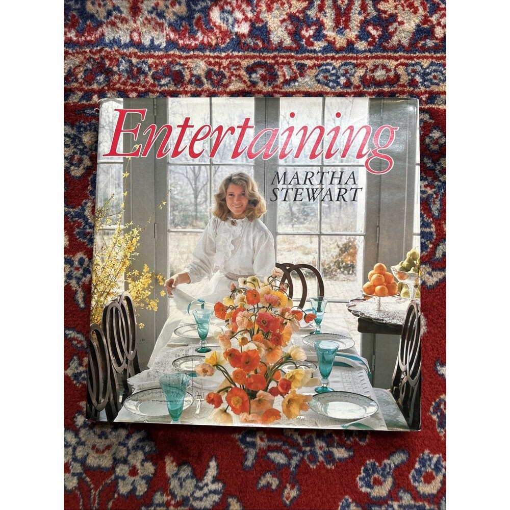 Entertaining by Martha Stewart (1982, Hardcover) First Edition W/ Dust Jacket